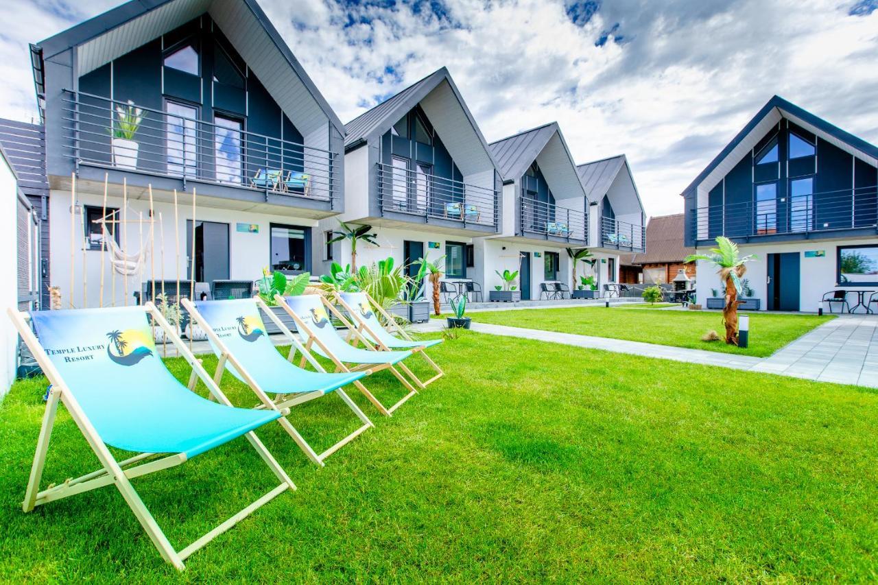 Temple Luxury Resort Rewal Exteriör bild